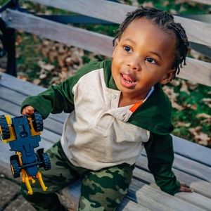 Meet your Posher, Deandre